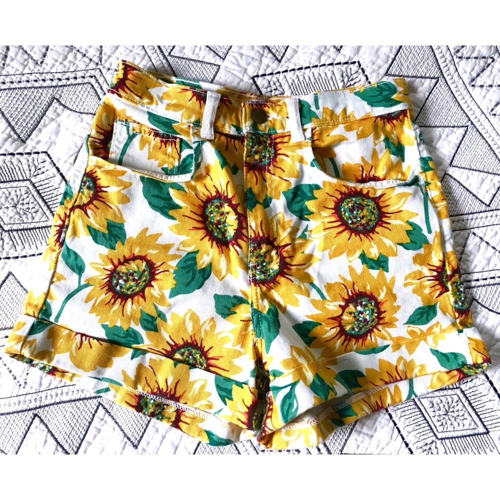 American Apparel High Waist Sunflower Short 26/27
